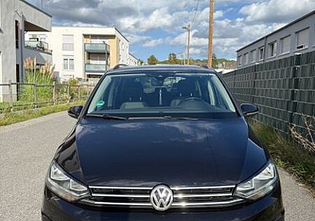 VW Touran Volkswagen 1.6 TDI SCR Comfortline BMT Comfortline