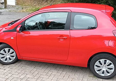 Peugeot 108 Active VTi 72 STOP & START Active
