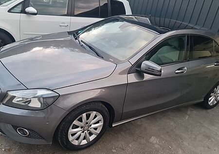 Mercedes-Benz A 180 d BlueEFFICIENCY Edition Edition