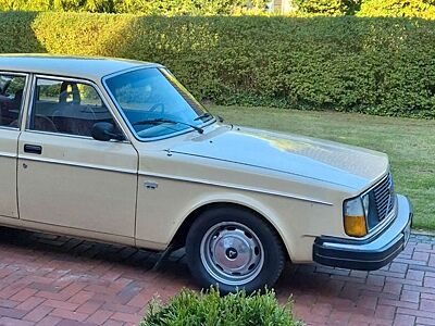 Volvo 244