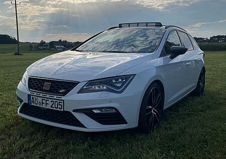Seat Leon 2.0 TSI CUPRA 4Drive DSG Sportstourer S...