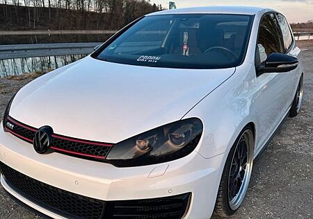 VW Golf Volkswagen 2.0 TSI GTI GTI