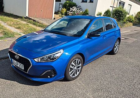 Hyundai i30 1.4 T-GDI Premium DCT Premium