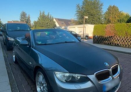 BMW 325i Cabrio - E93, nahezu Vollausstattung