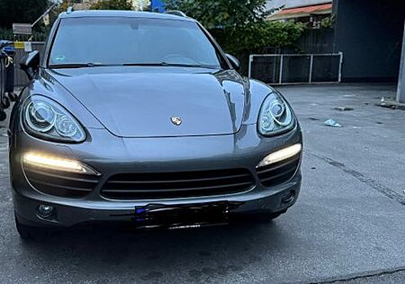 Porsche Cayenne S 4.8 V8