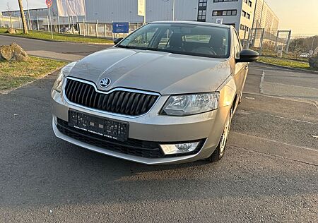 Skoda Octavia Lim. Active