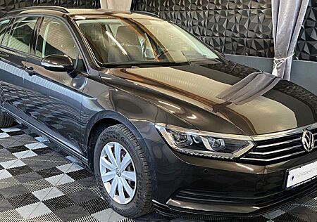 VW Passat Variant Volkswagen 1.5 TSI, PDC, Navi,Klimaautomatik