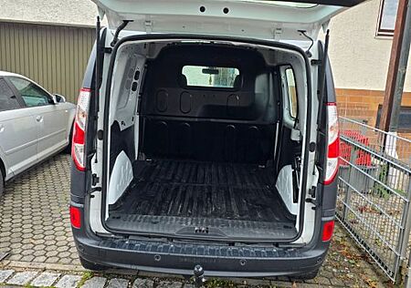 Nissan NV250