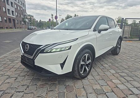 Nissan Qashqai Premiere Edition/LED/DIGTAL TACHO/AUTOMA