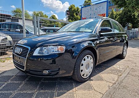 Audi A4 2.0 Avant KLIMA-LEDER-SHZ-2.HAND