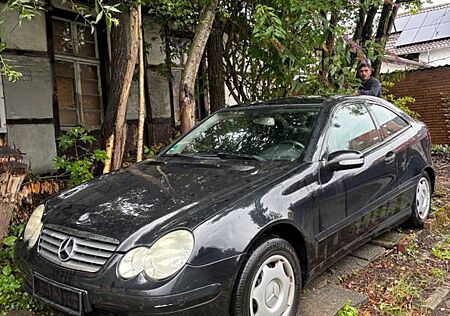 Mercedes-Benz CLC 200