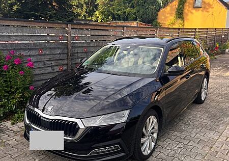 Skoda Octavia 2.0 TDI 110kW DSG STYLE COMBI STYLE