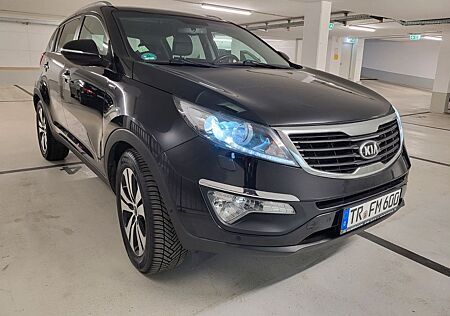 Kia Sportage 2.0 AWD 184 Spirit 2013 1.Hand TÜV5/27