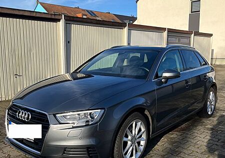 Audi A3 30 TDI S tronic ACC Leder Pano Navi Digikombi