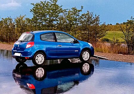 Renault Clio 3, TÜV 12/26, 1.Hand, Garagenwagen