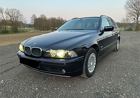 BMW 520i Exclusive touring Exclusive