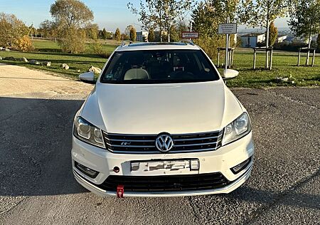 VW Passat Variant Volkswagen 2.0 TDI DSG + R-LINE + PANO + AHK