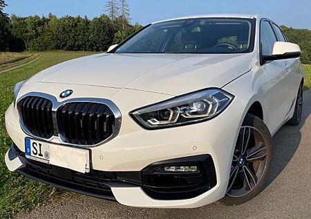 BMW 118i Sport Line TÜV bis 07/27