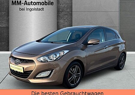 Hyundai i30 Style-WENIG KM-TÜV NEU-AUTOMATIK-GARANTIE
