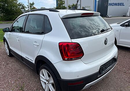 VW Polo Volkswagen V CrossPolo Urban White