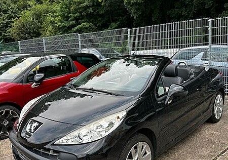 Peugeot 207 CC Roland Garros 120*KLIMA*LEDER*TEXT LESEN