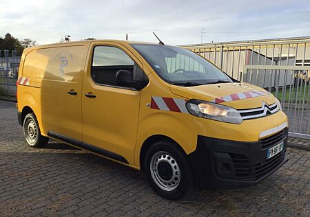 Citroën Jumpy Kasten Profi XS. 6 x stück