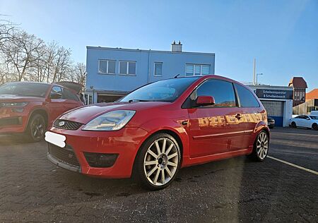 Ford Fiesta ST, 150PS, gepflegt, Sportfahrwerk & co