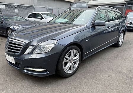 Mercedes-Benz E 200 T Avg/Aut7g/SD/PDC/Xenon/2Hd