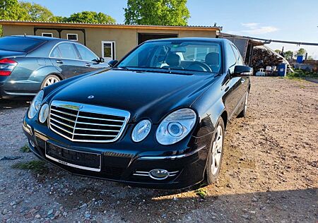 Mercedes-Benz 200