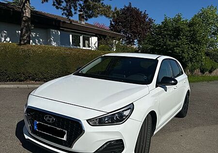 Hyundai i30 1.4 T-GDI YES! YES!
