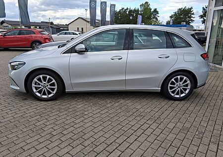 Mercedes-Benz B 200 Progressive Multibeam SHZG Navi PDC Kamera