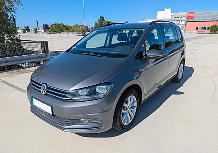 VW Touran Volkswagen 1.6 TDI SCR, 7 Sitzer, Sitz.Hz, Klima, PDC, AHK