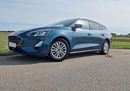 Ford Focus 1,0 EcoBoost 92kW Titanium Turnier Tit...