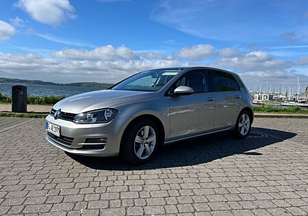 VW Golf Volkswagen 1.4 TSI DSG BMT Highline Wenig KM! 1. Hand