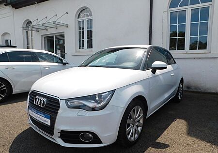 Audi A1 ambition/Navi/Xenon-plus