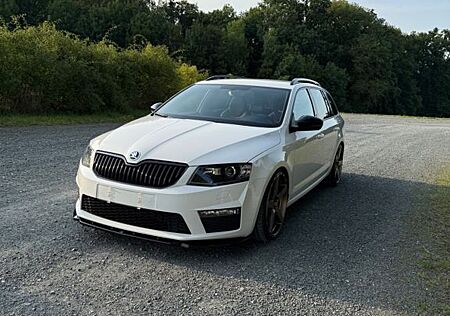 Skoda Octavia 2.0 TSI RS Combi RS