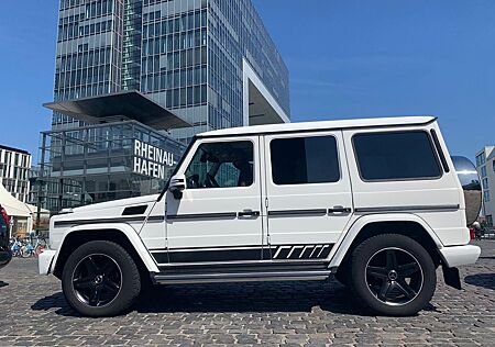 Mercedes-Benz G 350 d / LEDER BRAUN / SCHIEBEDACH