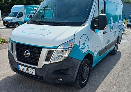 Nissan NV400