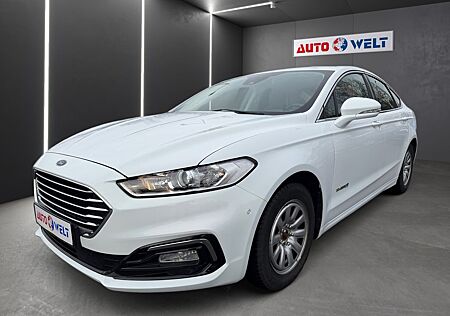 Ford Mondeo Hybrid Titanium