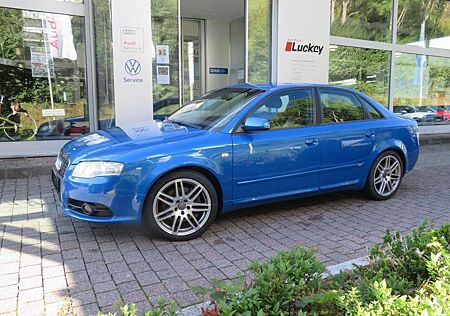 Audi A4 Limousine Sport 3.2 FSI QUATTRO