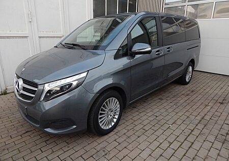 Mercedes-Benz V 220 Lang 8-Sitzer Navi-Kamera Xenon