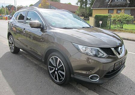 Nissan Qashqai 1.6 DCi Tekna-360°-Panorama-Klima.Navi
