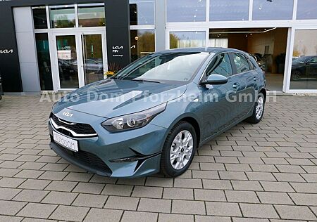 Kia Cee'd Ceed 1,5T DCT Vision/Komfort+/Navi/UVO