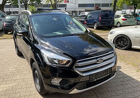 Ford Kuga Eco AHK. Klima
