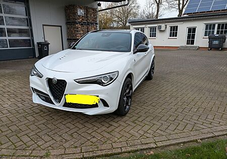 Alfa Romeo Stelvio 2.9 Bi-T. V6 375kW Quadrifoglio AT8-...
