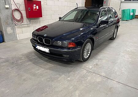 BMW 530d Touring Business Paket