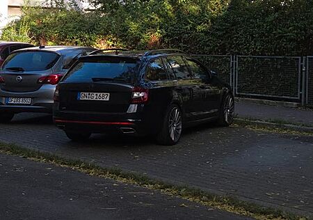 Skoda Octavia 2.0 TSI RS Combi RS