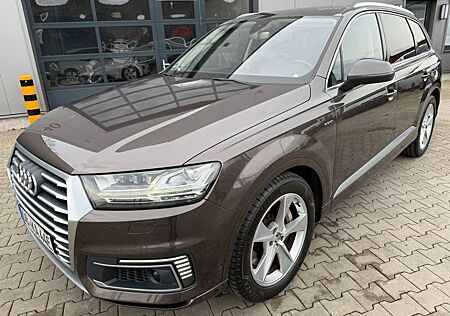 Audi Q7 e-tron 3.0 TDI quattro VOLLAUSSTATTUNG