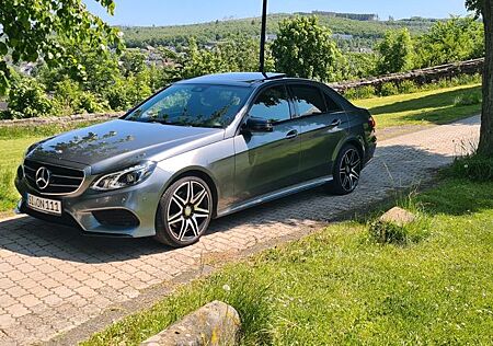 Mercedes-Benz E 220 BlueTEC AVANTGARDE 9G-Tronic