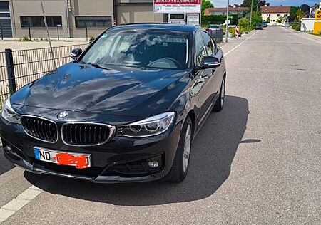 BMW 3er 320d GT Sport Line mit Panoramadach, Vollleder
